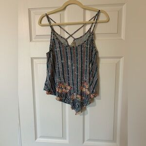 Love on a Hanger Sleeveless Asymmetrical Abstract Print Strappy Back Crop Top, L